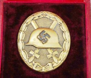 Estuche de Presentación con Distitivo de Herido Categoría Oro "107"